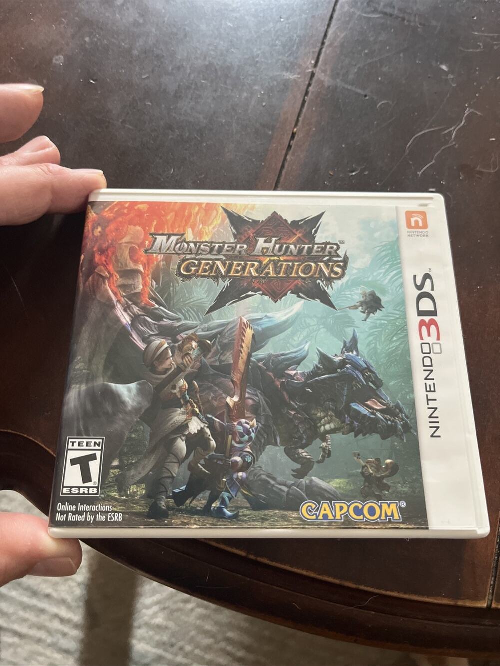 Monster Hunter 4 Ultimate (Nintendo 3DS) CIB Complete W/Manual Tested & Working
